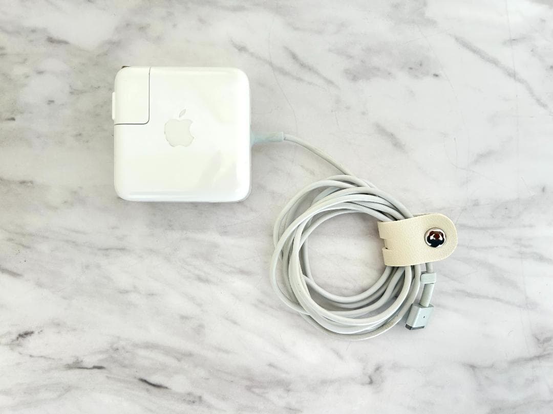 【美品】MacBook Air 2017 13インチ 8GB/256GB