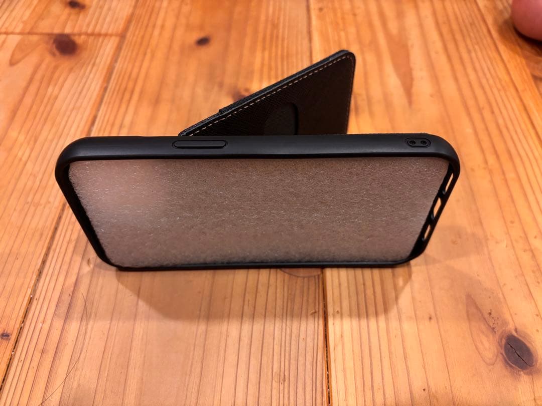 Apple iPhone 15 ブラック 本体 128GB ケース付き