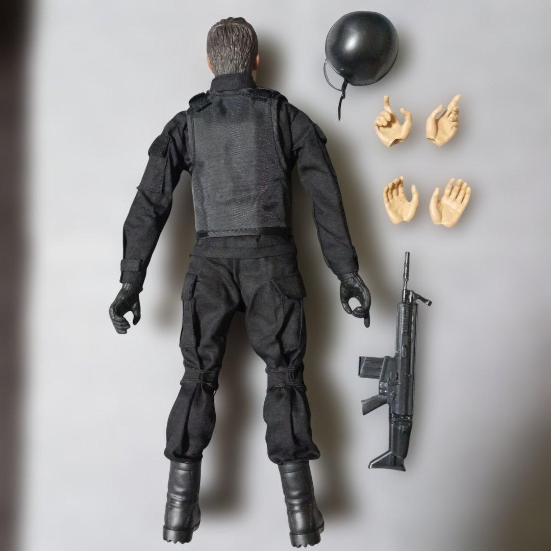1/6素体 ヘッド ジェレミーレナー SWAT ライフル 防弾ベスト12インチ