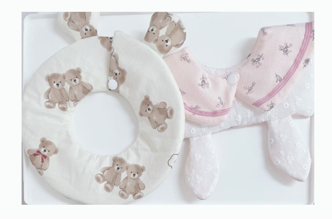 ハンドメイドスタイ　リボンスタイ　くまみみセーラースタイ