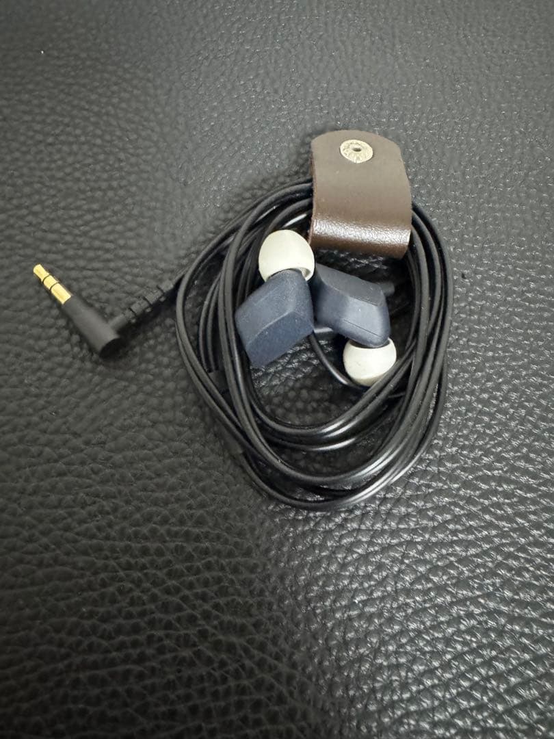 イヤホン Final A4000