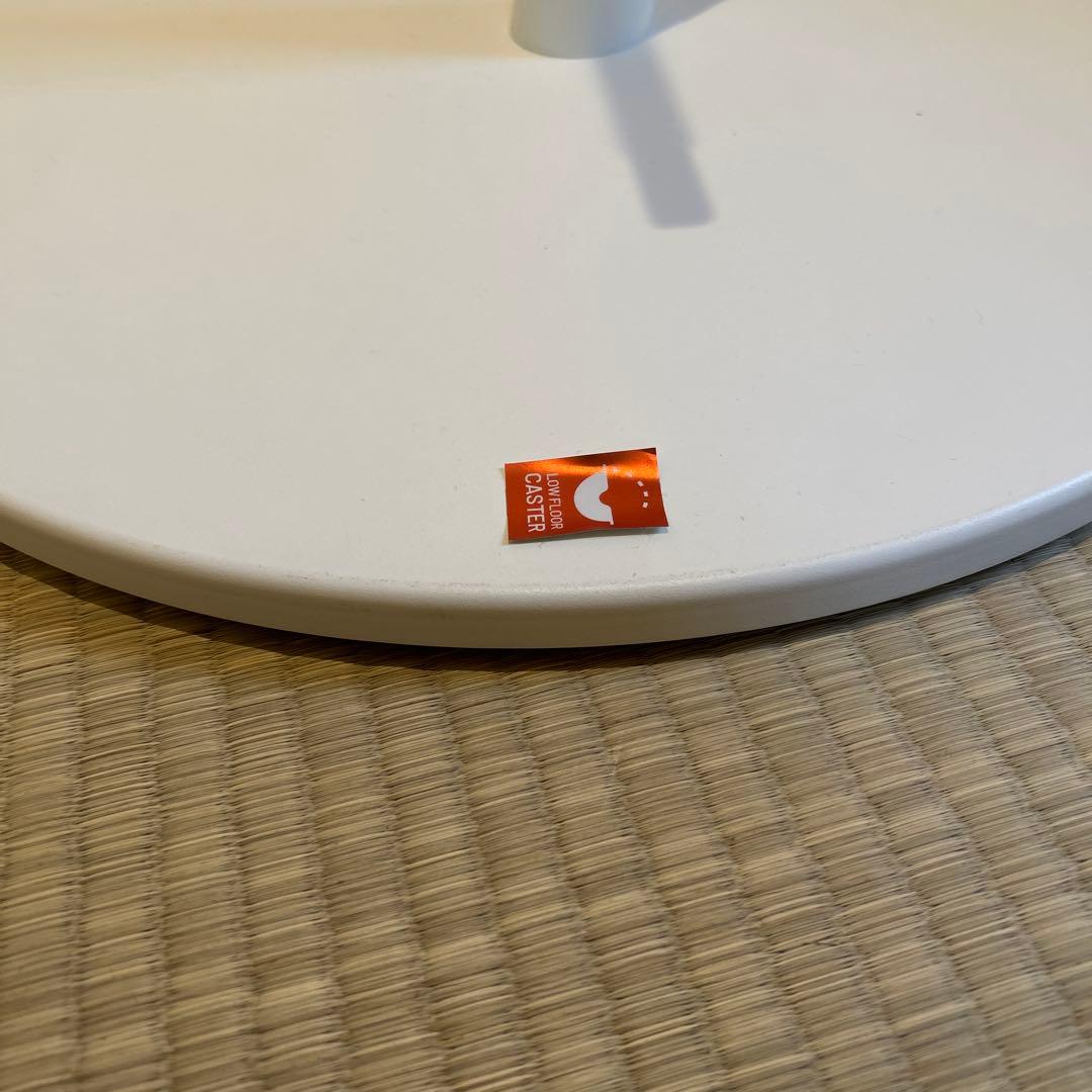 WALL A2 サテンホワイト LOW TYPE / CASTER BASE