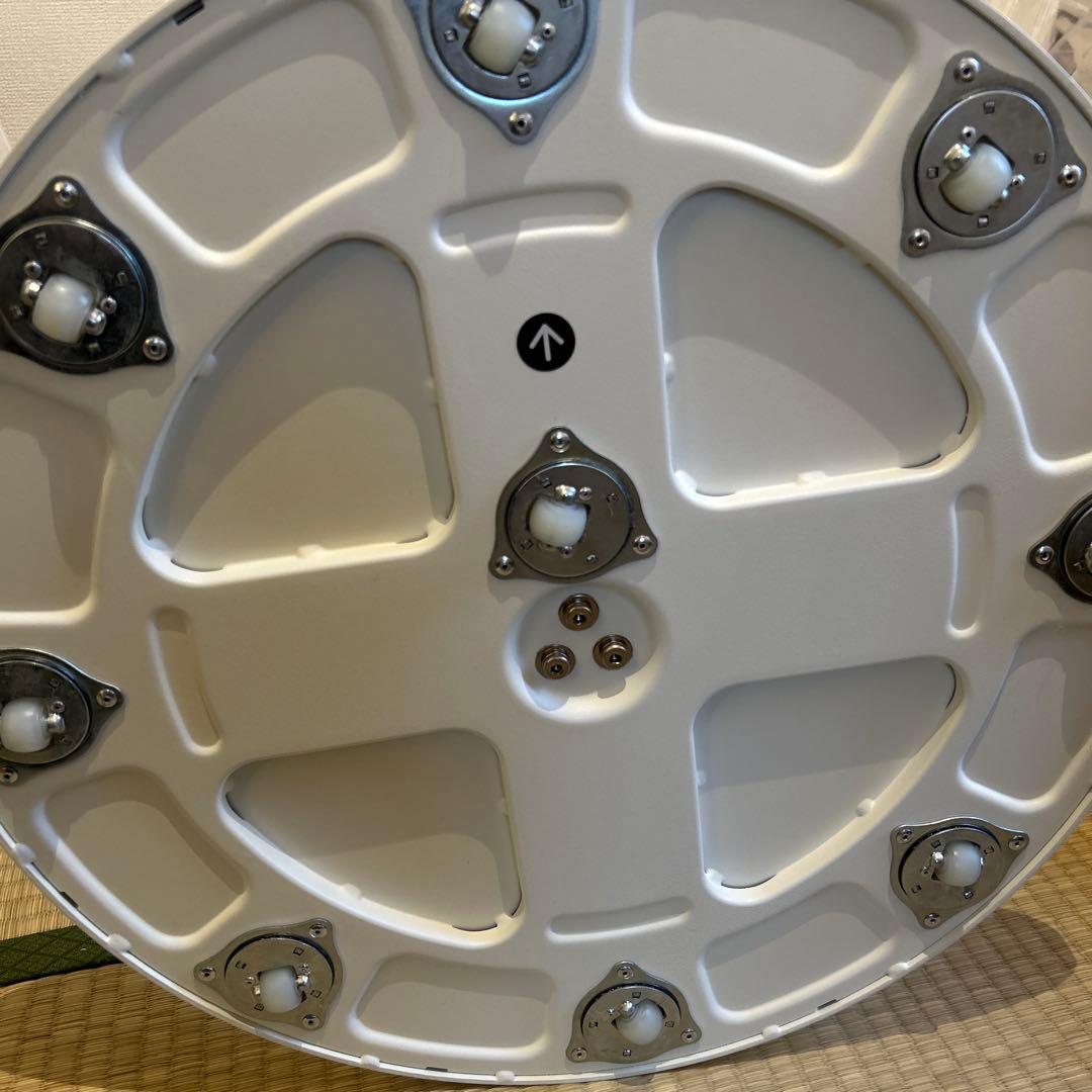 WALL A2 サテンホワイト LOW TYPE / CASTER BASE