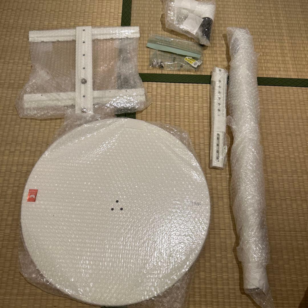 WALL A2 サテンホワイト LOW TYPE / CASTER BASE