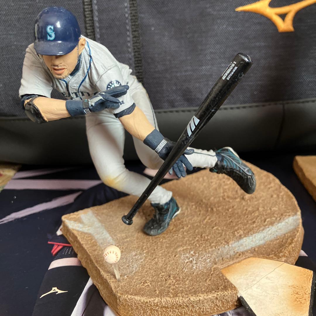 イチロー フィギュア 2体　セット MLB 約10cm
