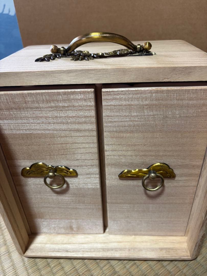 光琳かるた　お守りつき。