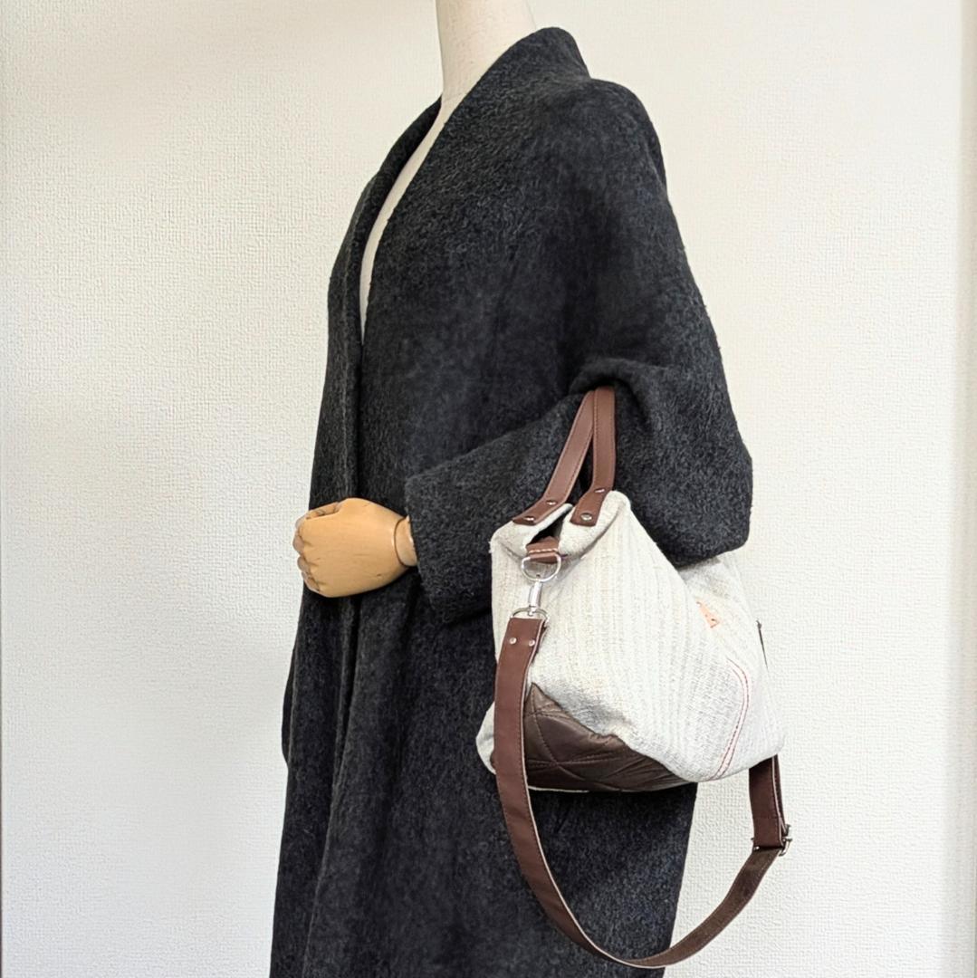 ハンドメイドantiquelinenspunグレインサック×牛革３WAY
