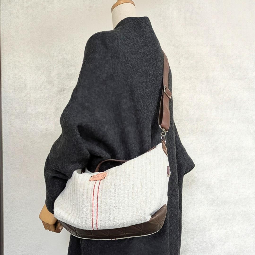 ハンドメイドantiquelinenspunグレインサック×牛革３WAY