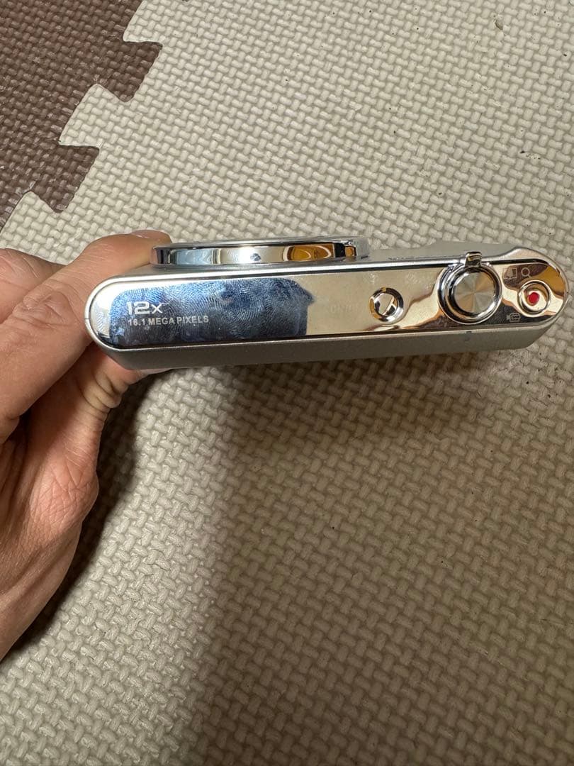 デジタルカメラ CASIO EXILIM EX-ZS210