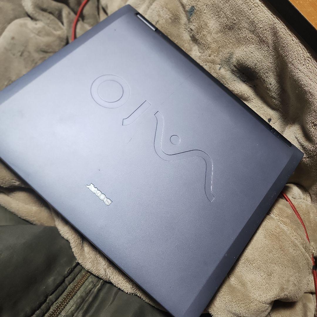 SONY製のかなり古いWindowsのXPの ノートPCです。本体のみ