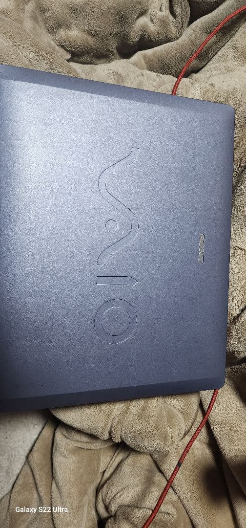 SONY製のかなり古いWindowsのXPの ノートPCです。本体のみ