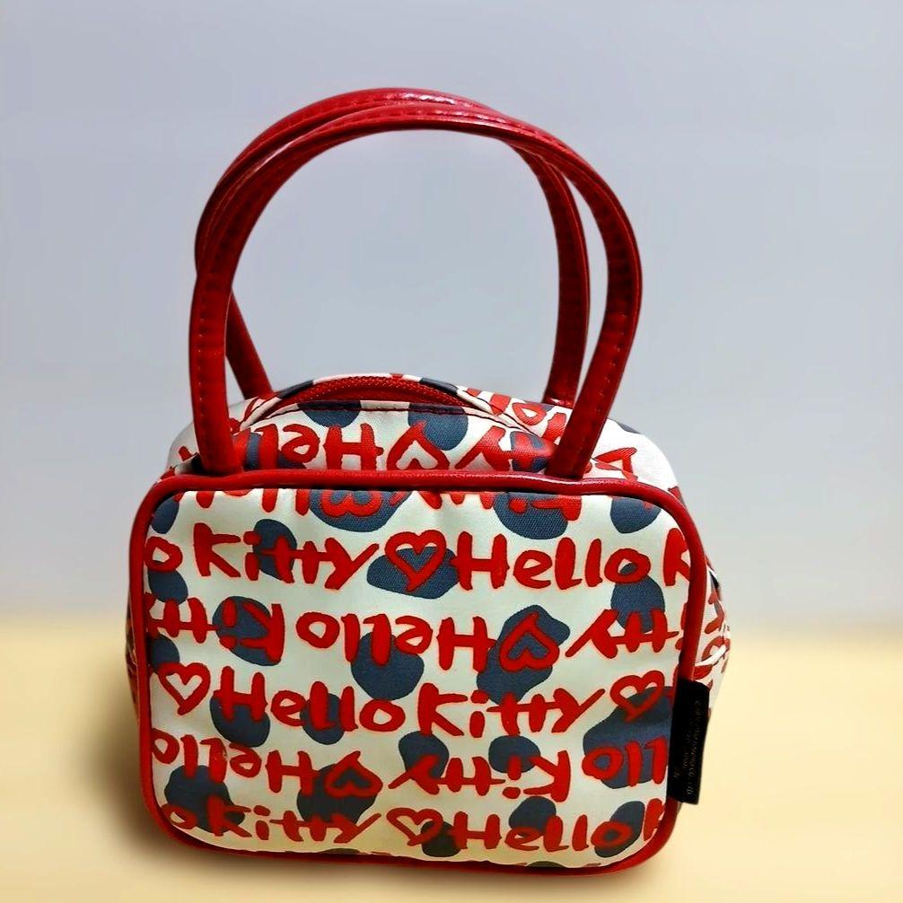 キティ　ミニバッグ型ポーチ　英字ダルメシアン柄