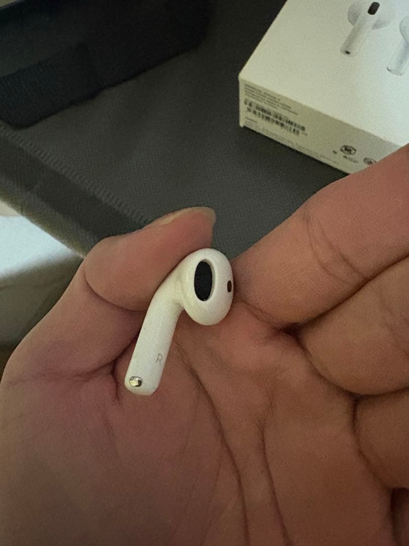 AirPods本体 ホワイト 箱付き