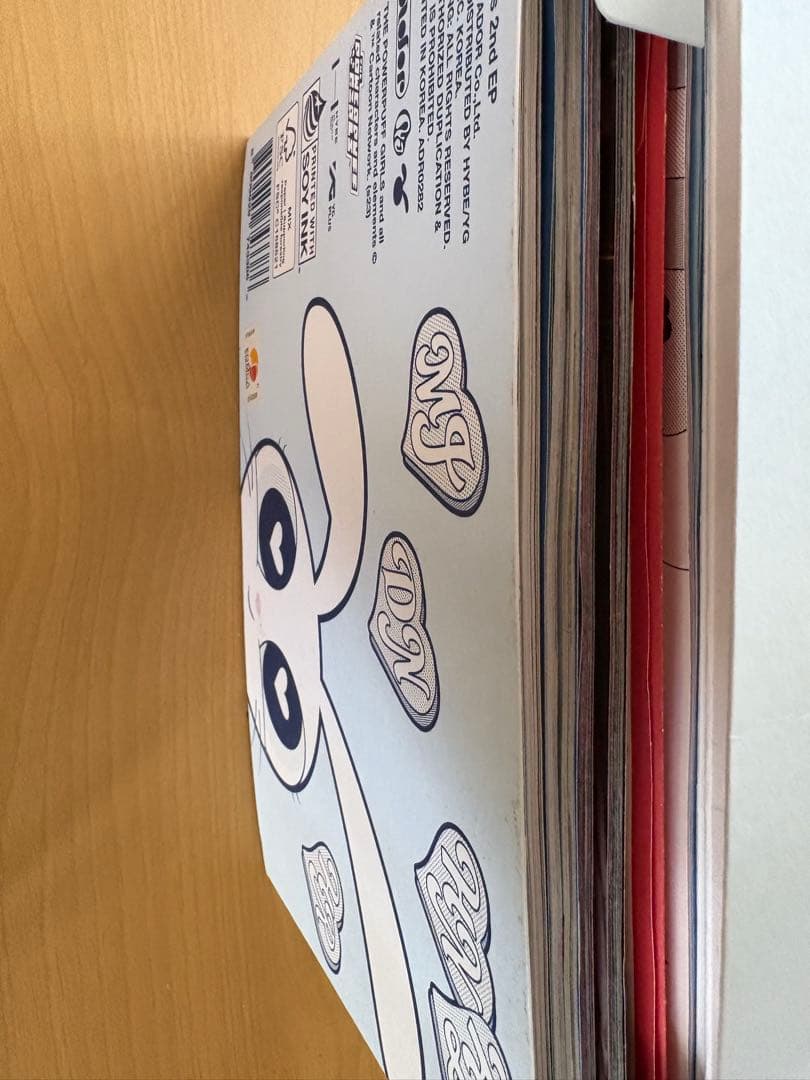 New Jeans アルバム OMG MY HEART IS GLOWING