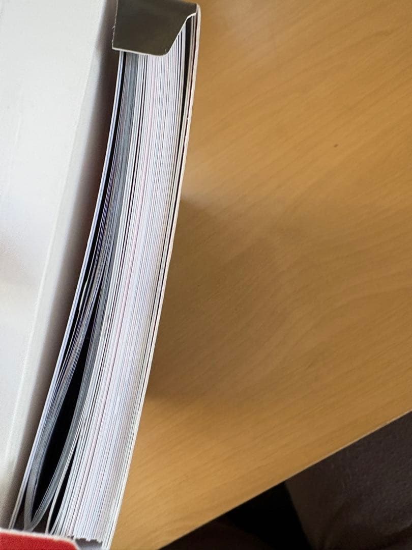 New Jeans アルバム OMG MY HEART IS GLOWING