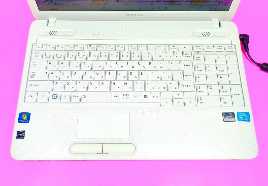 大容量500GB‼️8GB✨オフィス✨白ホワイトノートパソコン✨設定済み