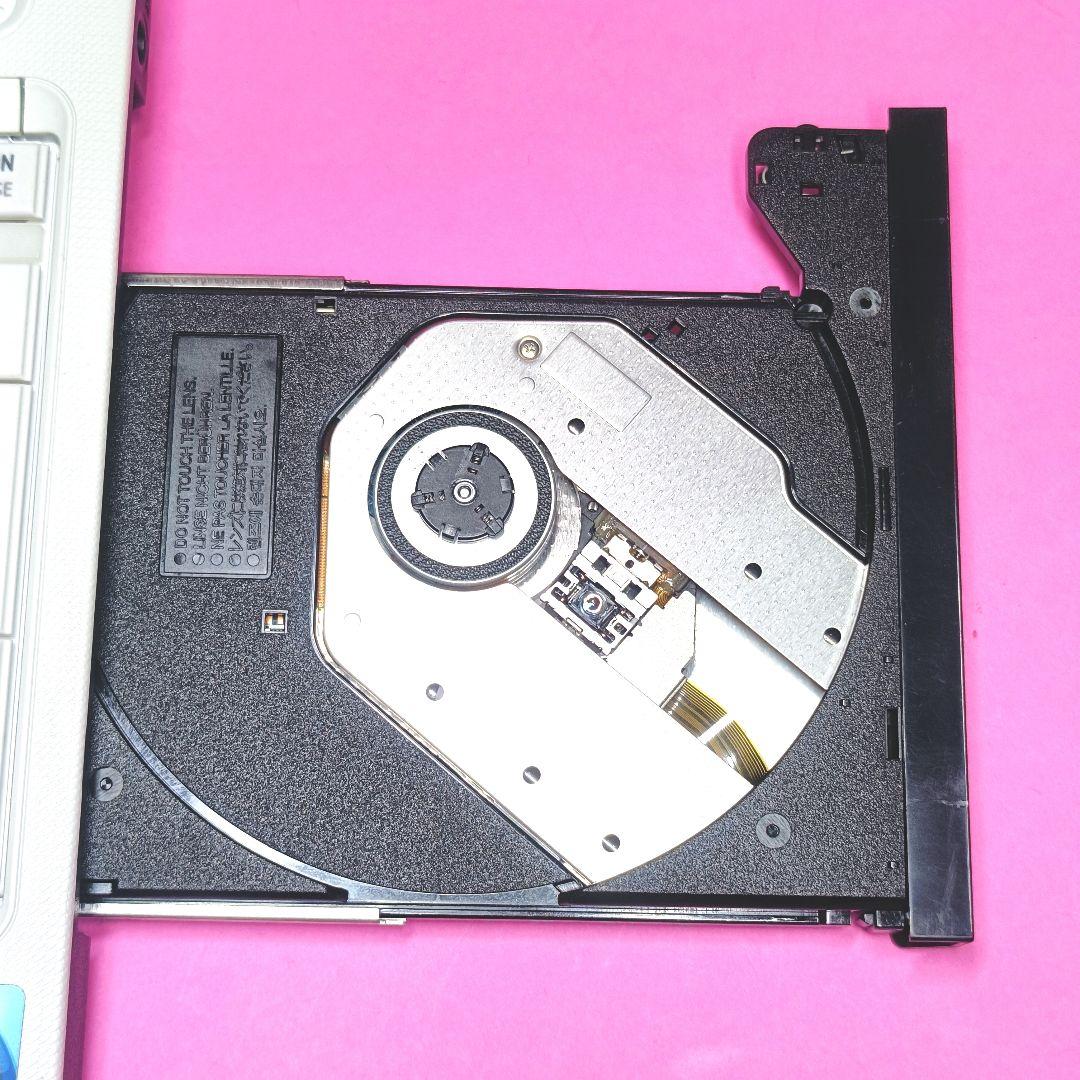 大容量500GB‼️8GB✨オフィス✨白ホワイトノートパソコン✨設定済み