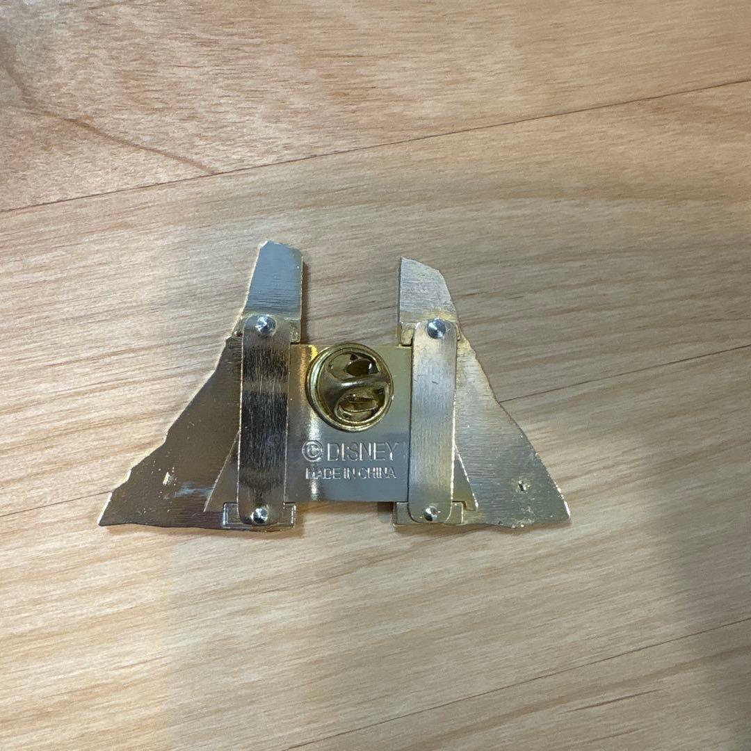 ディズニーランド　センターオブジアース　グーフィ　廃盤　限定　ピンバッジ