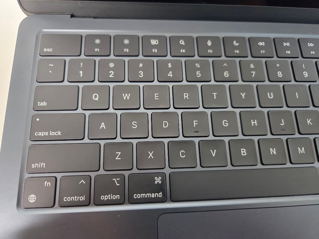 MacBook Air 13インチ M3 メモリ16GB SSD1TB US配列