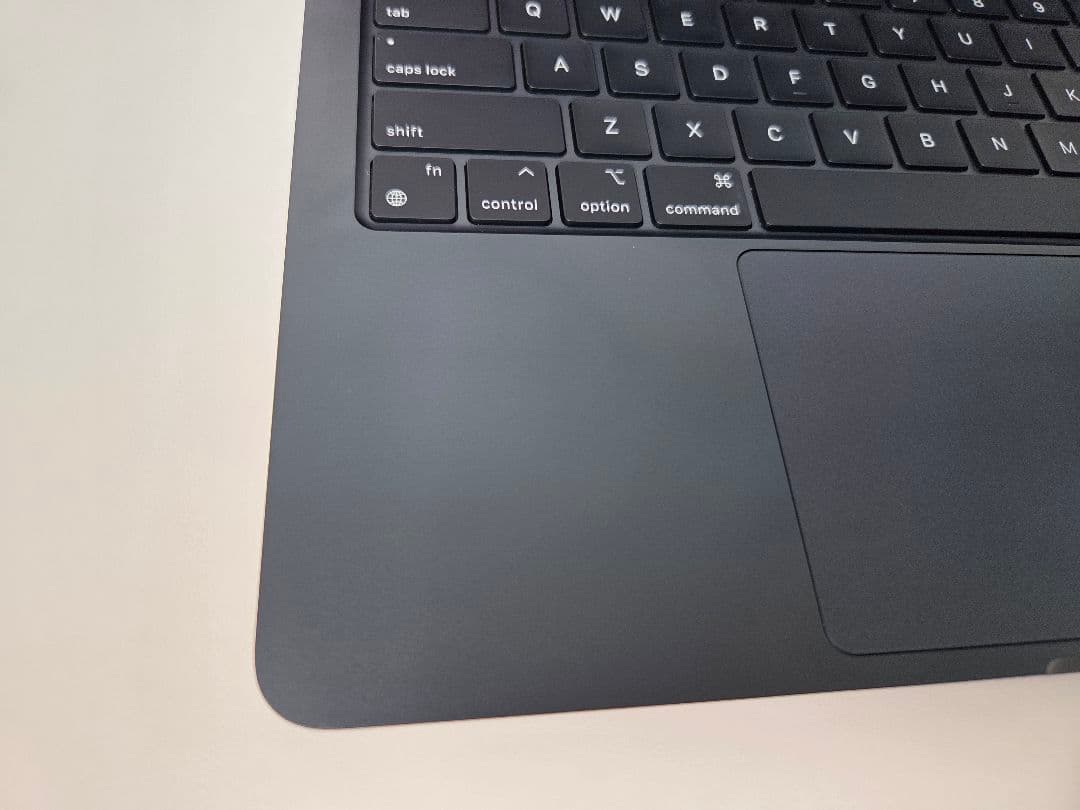 MacBook Air 13インチ M3 メモリ16GB SSD1TB US配列