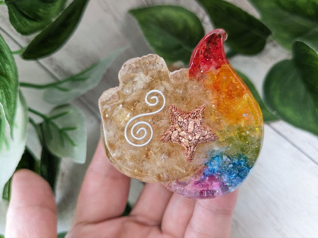 【ナツハ】虹色しっぽ！シトリンのきつねさん形オルゴナイト☆他１点