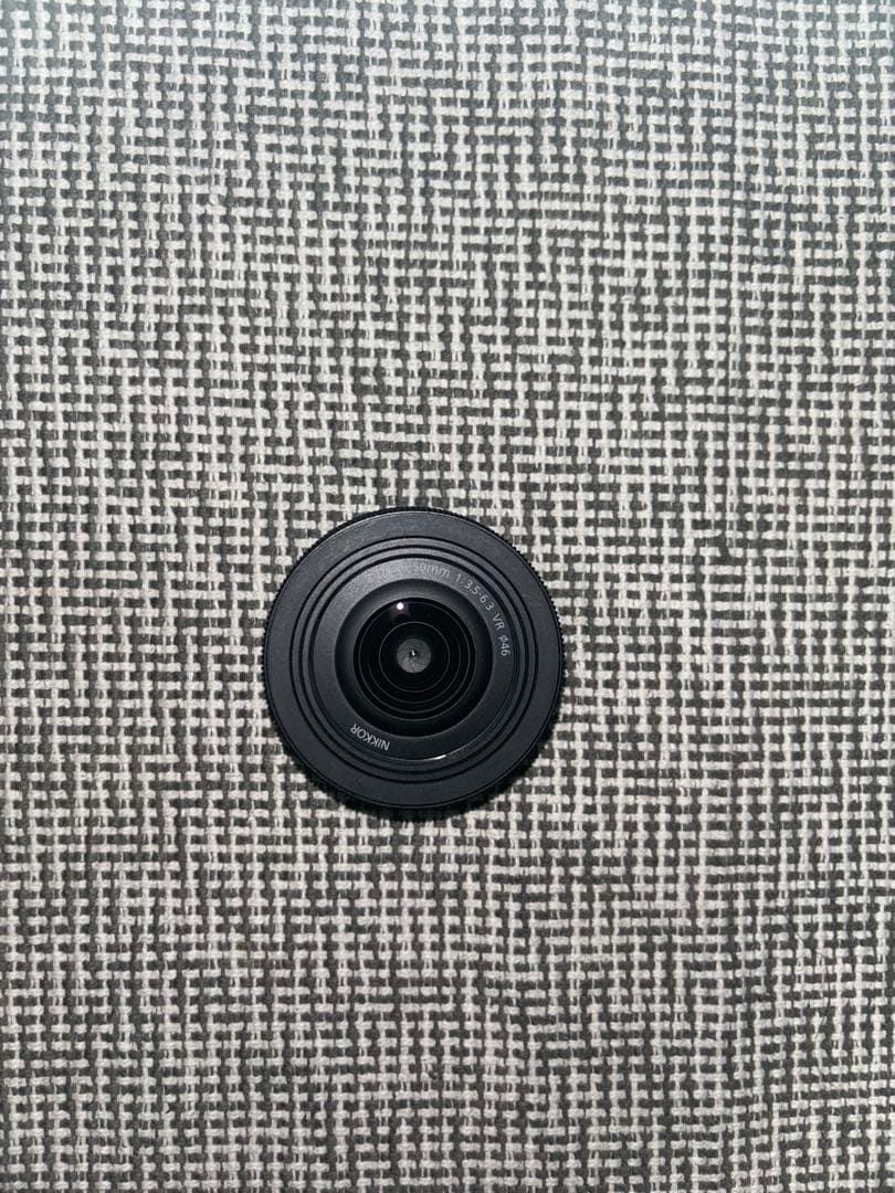 Nikon Z 30 ミラーレスカメラ 本体と付属品