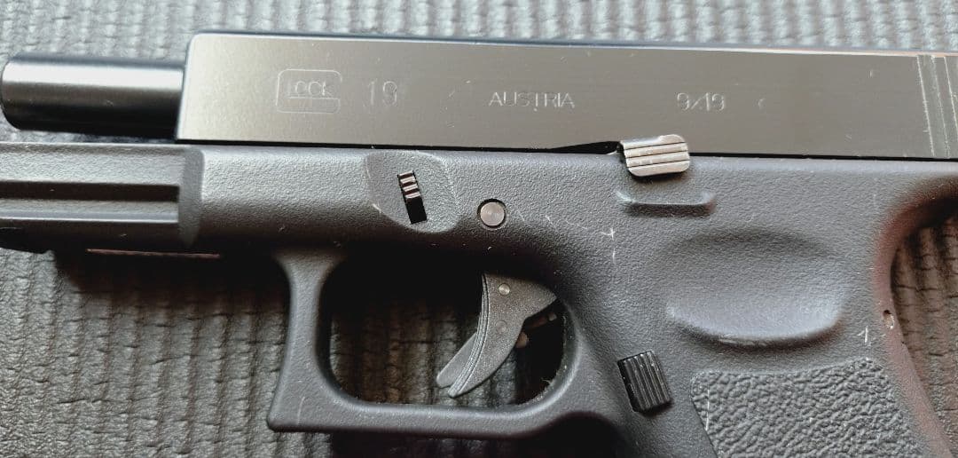 KSC グロック19　ディープブルーコーティング（ガスガン）フロントサイトなし