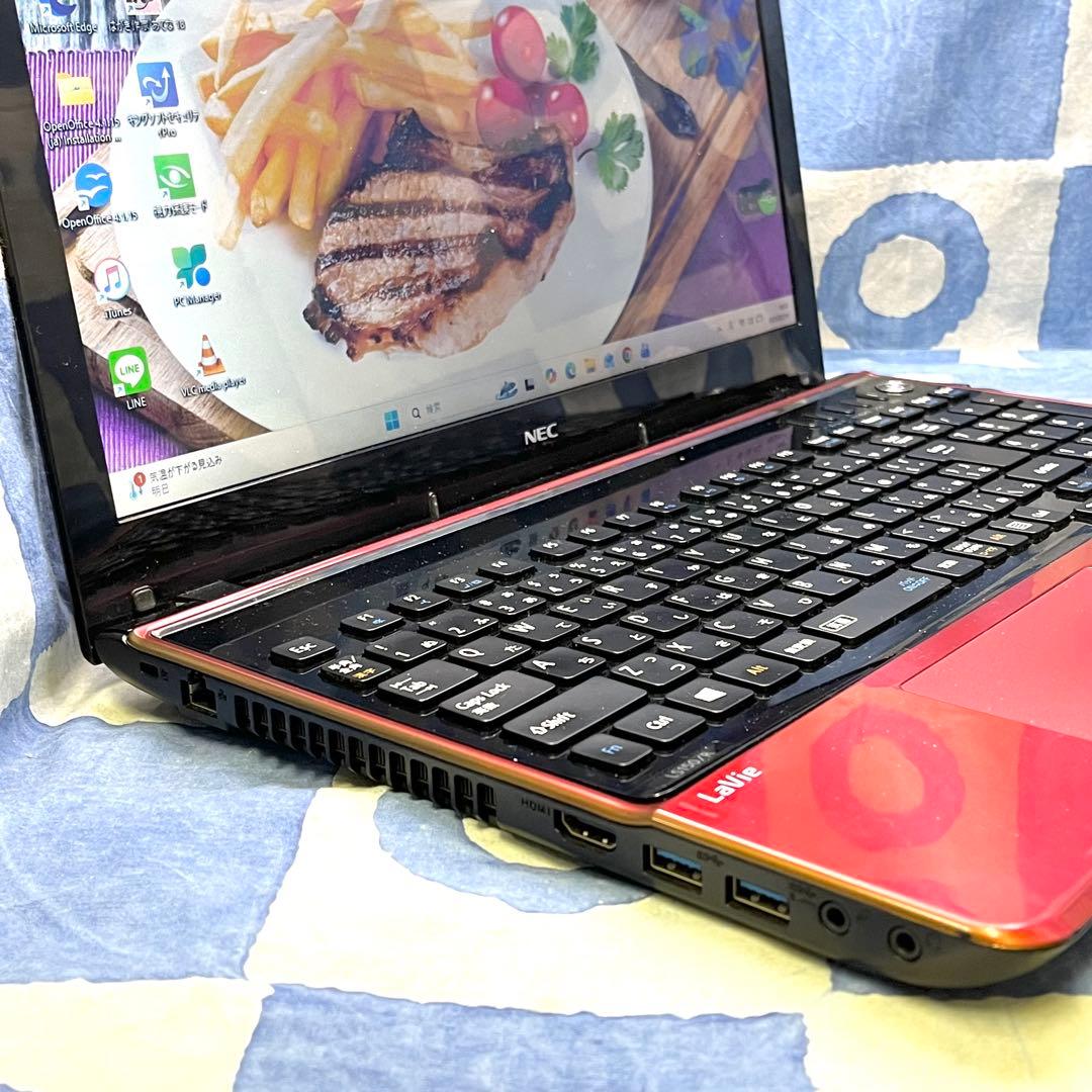 快速SSD256GB☆高性能i7☆大人気赤ノートパソコン♪カメラ付き！Win11