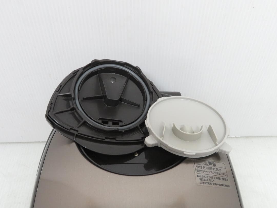 ZOJIRUSHI 象印 IH炊飯ジャー 炊飯器 5.5合炊き NP-VN10型