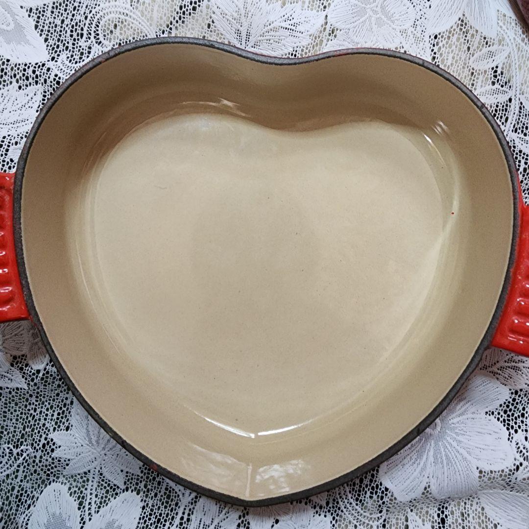 ル・クルーゼ　ココット・ダムール　ハート型　浅深2点セット 蓋は共通