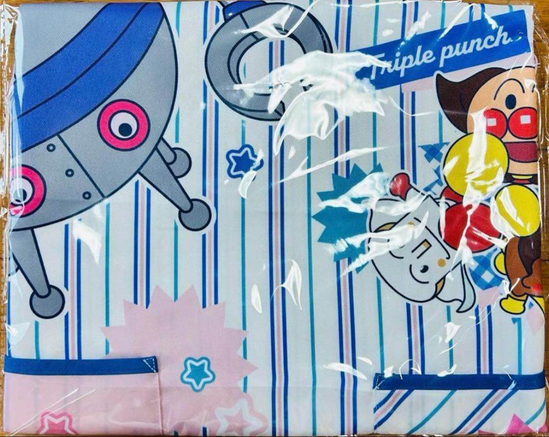 アンパンマンエプロン　新品未開封　 最終お値下げいたします