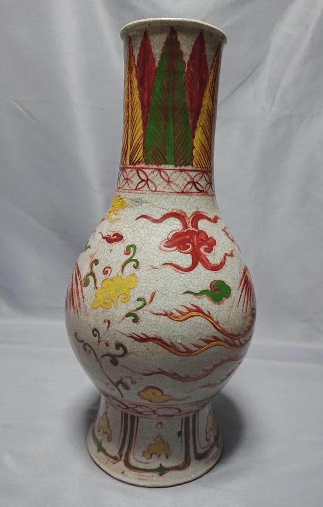 明　五彩色絵花鳥文瓶　崇禎年間（1628 - 1644年）　30.9㎝