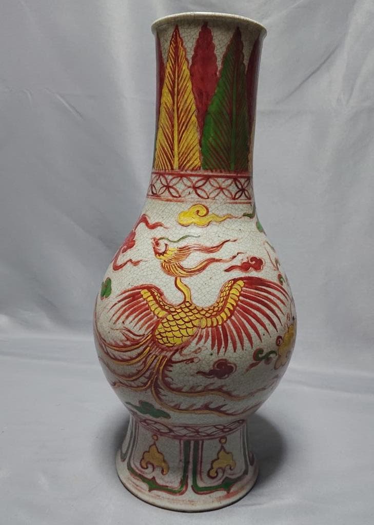 明　五彩色絵花鳥文瓶　崇禎年間（1628 - 1644年）　30.9㎝
