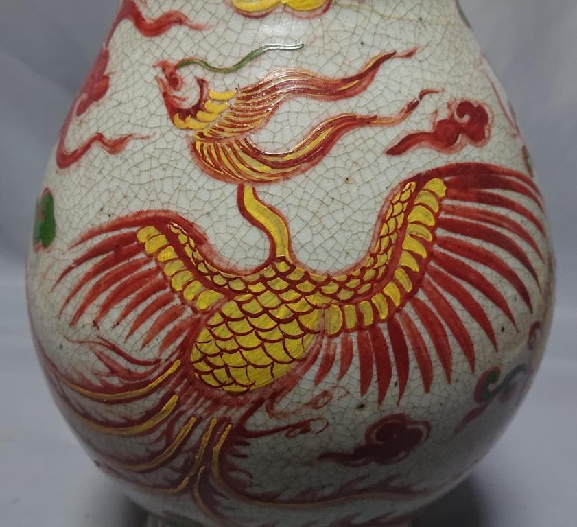 明　五彩色絵花鳥文瓶　崇禎年間（1628 - 1644年）　30.9㎝