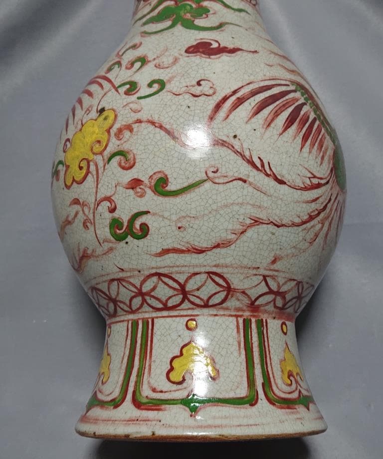 明　五彩色絵花鳥文瓶　崇禎年間（1628 - 1644年）　30.9㎝