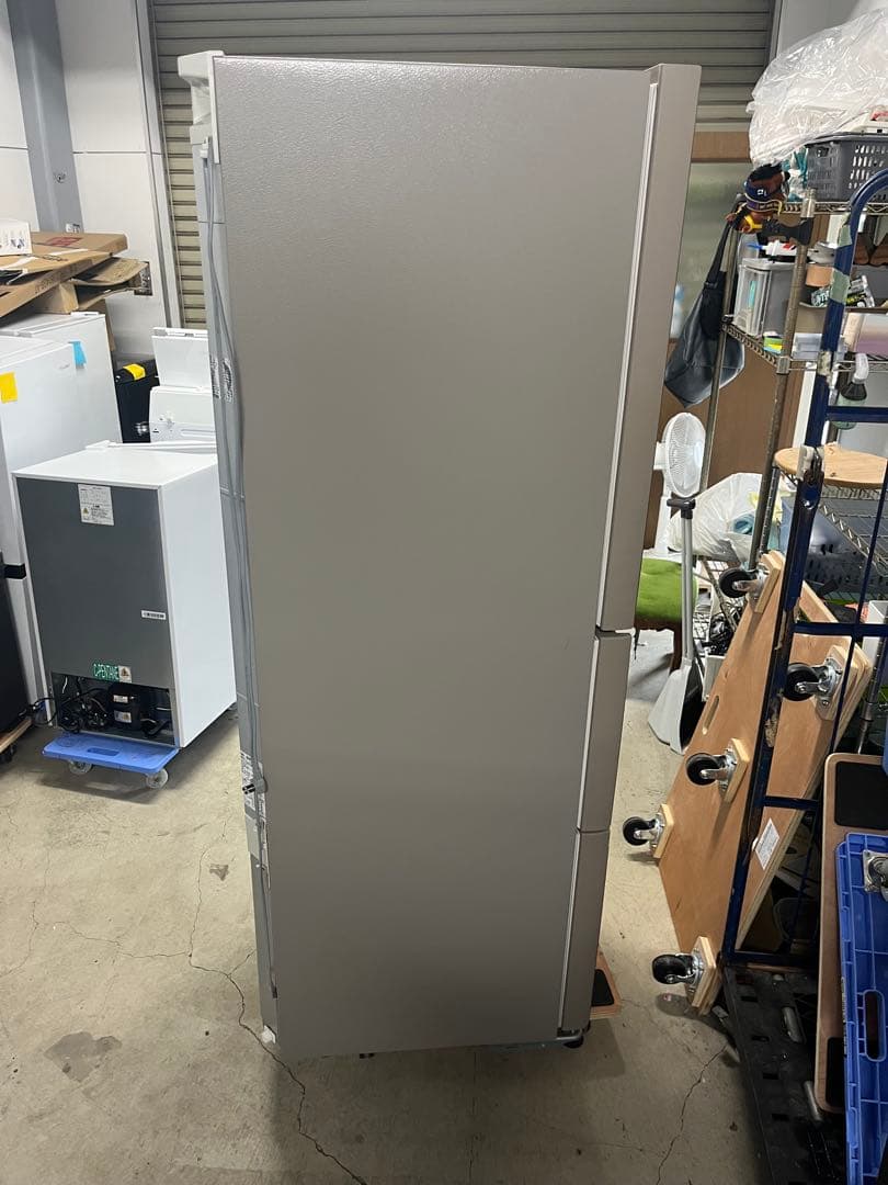 【美品】Panasonic 冷蔵庫 335L 2024年製　T