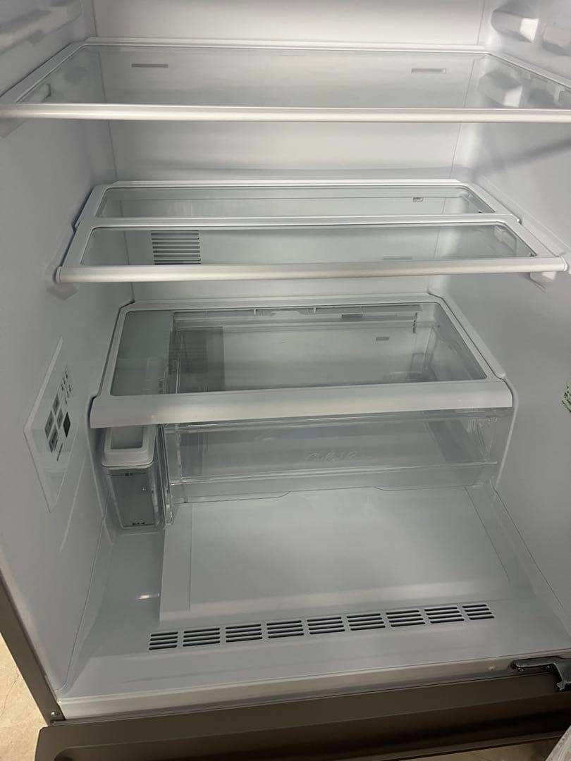 【美品】Panasonic 冷蔵庫 335L 2024年製　T