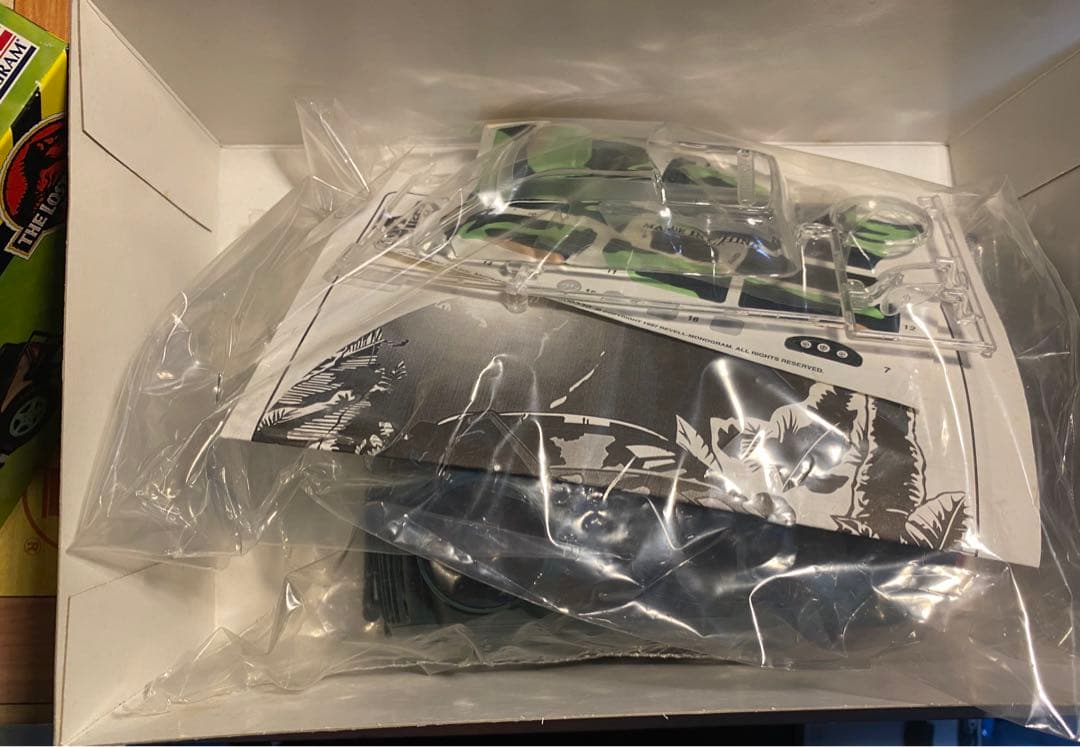 ロストワールド ジュラシックパーク セット ティラノサウルス 幼体 1/15 他