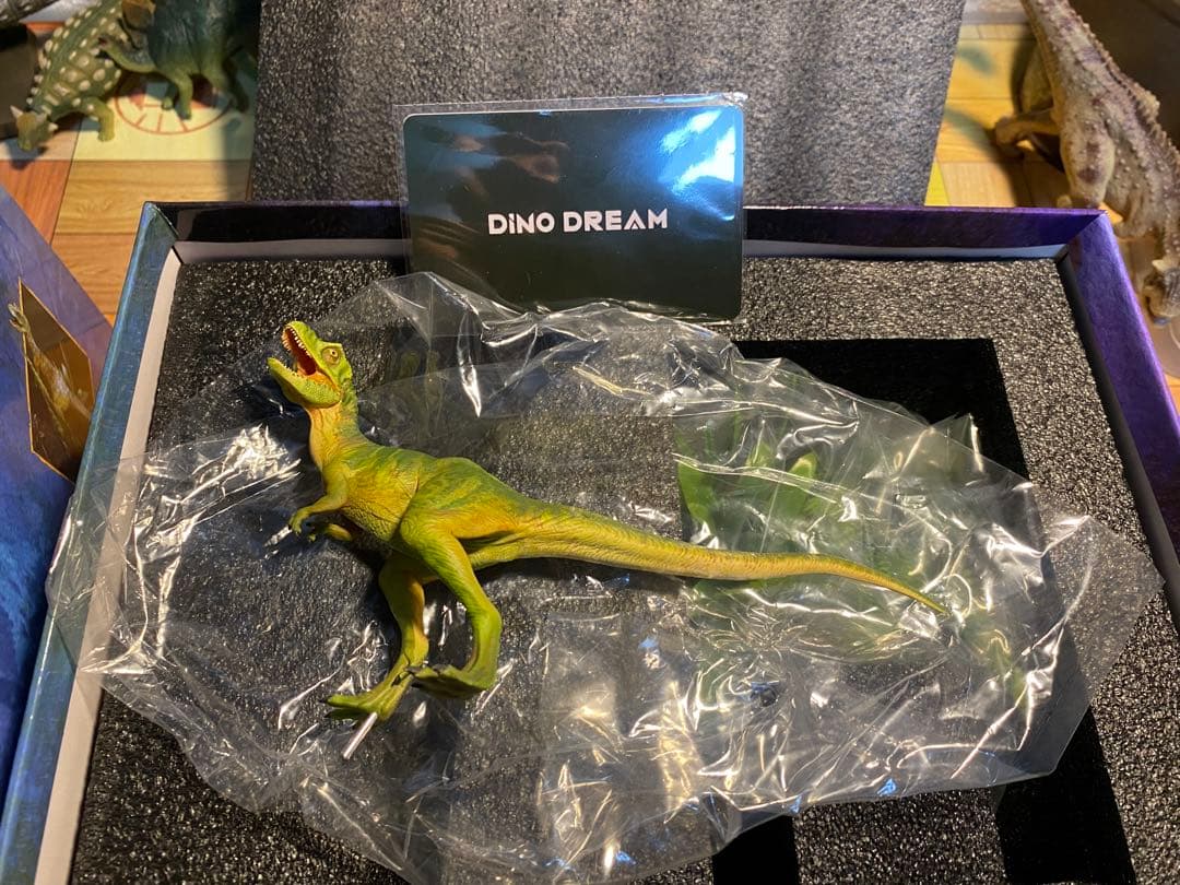 ロストワールド ジュラシックパーク セット ティラノサウルス 幼体 1/15 他