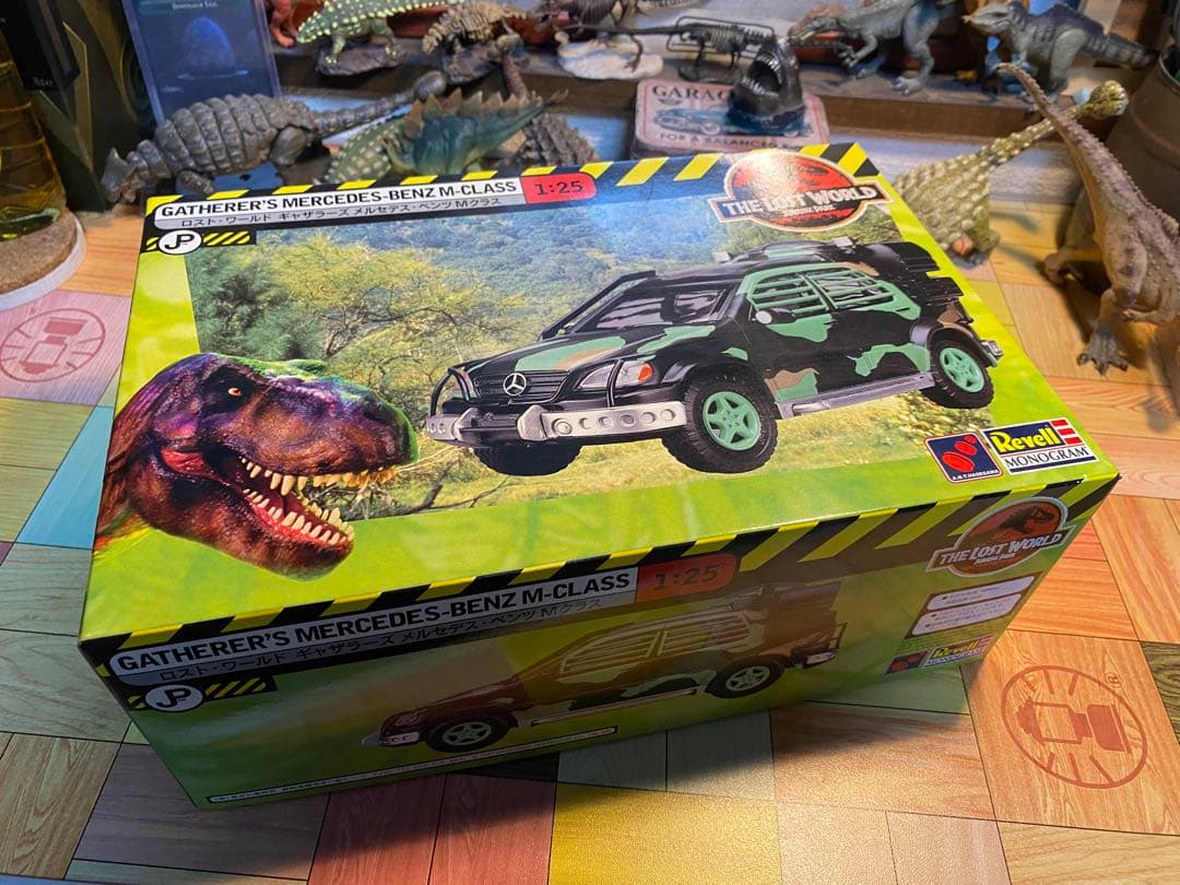 ロストワールド ジュラシックパーク セット ティラノサウルス 幼体 1/15 他