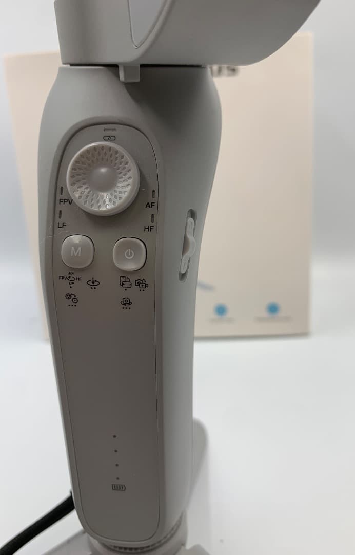 スマホ撮影をワンランク上へ。L7B Proジンバル（中古美品）