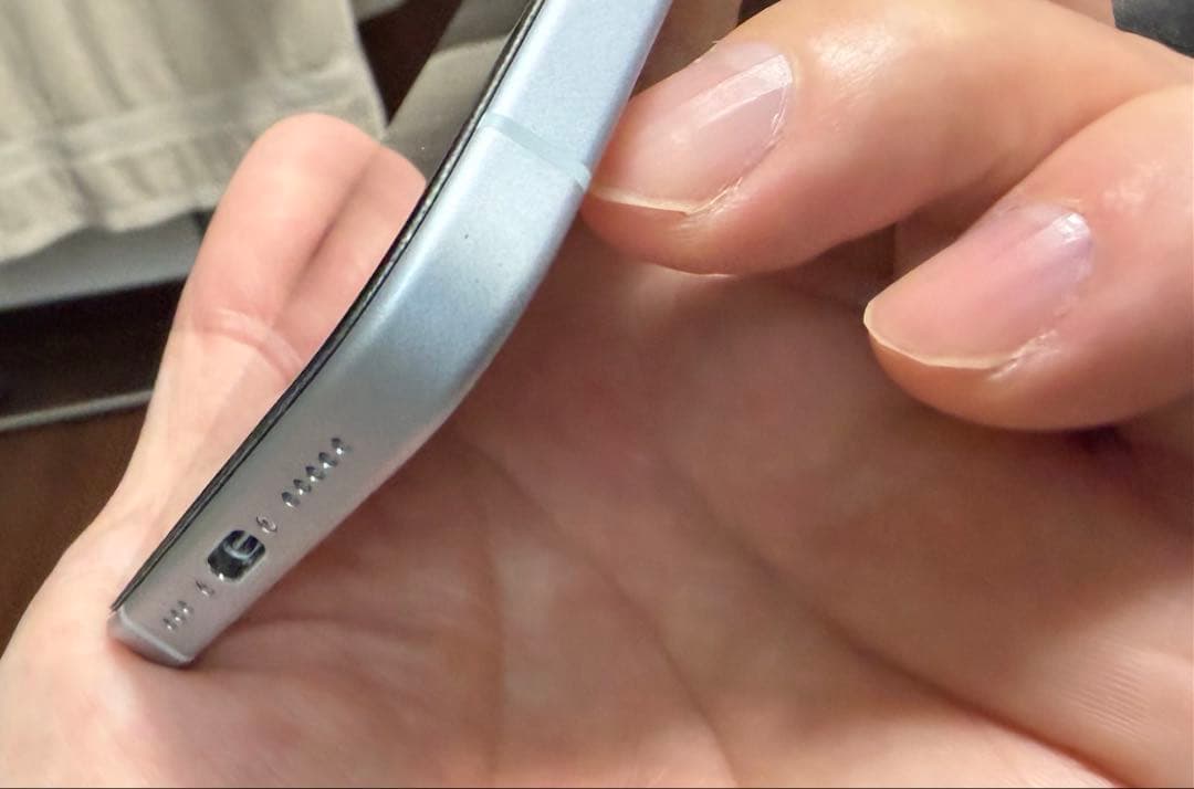 iPhone 15 　256g SIMフリー　美品　おまけ