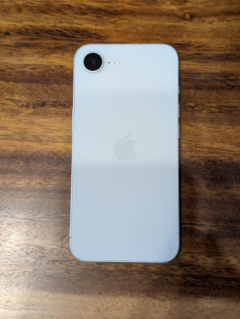 iPhone 16e 128GB ホワイト