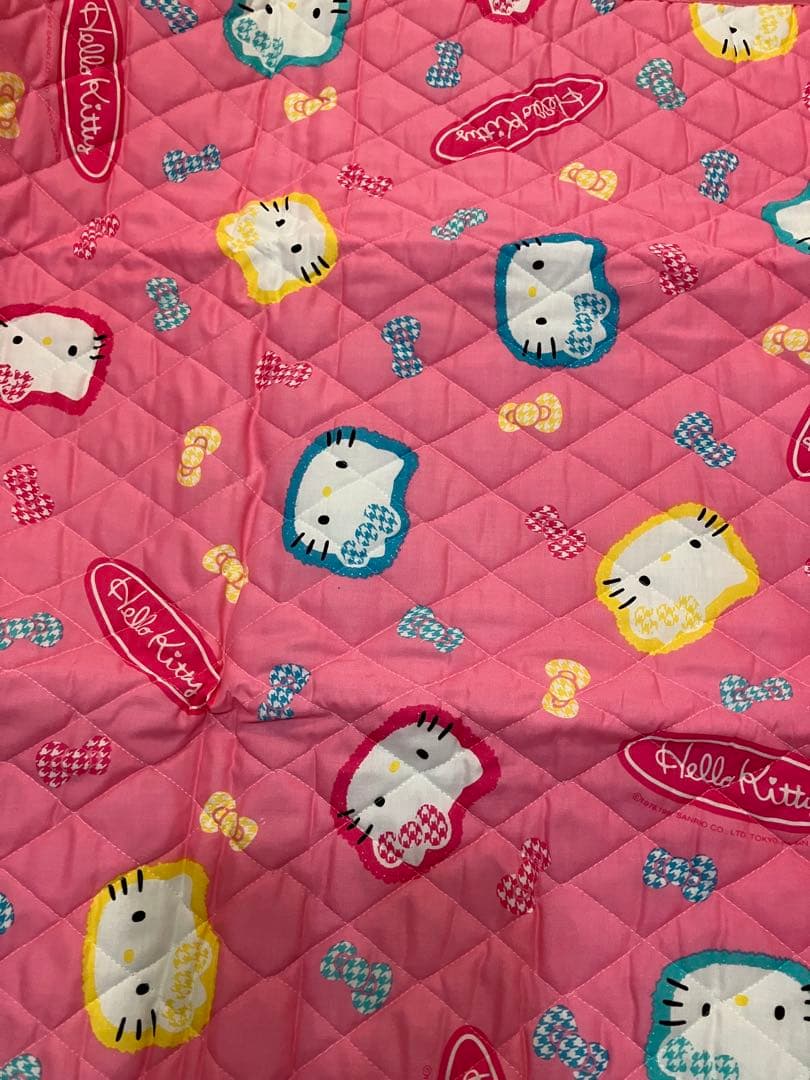 【値下げ】【レア】ハローキティ防水キルトパッドシーツ70×110cm平成レトロ