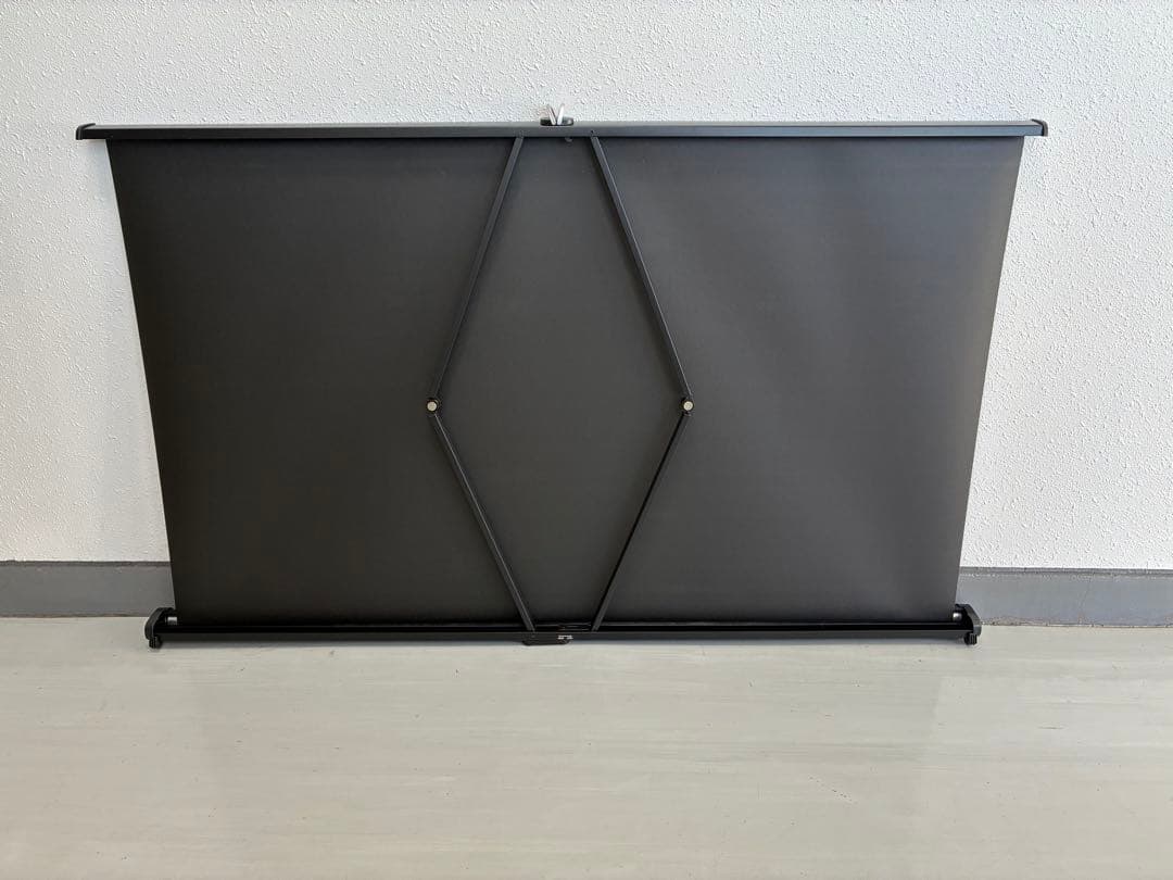 プロジェクタースクリーン 未使用 取扱説明書付き