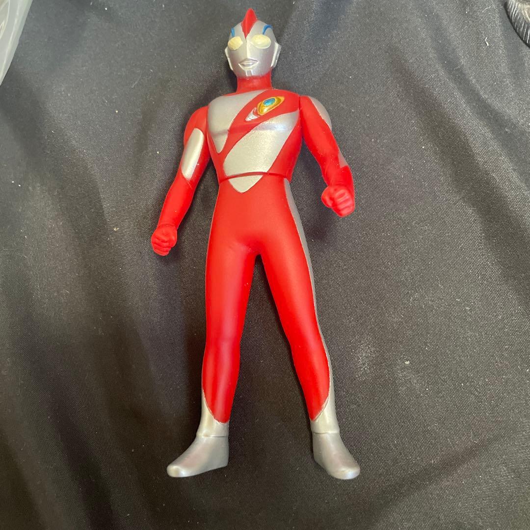 ウルトラヒーロー怪獣シリーズ　ソフビ　２4体　まとめ　タグ付　ティガ