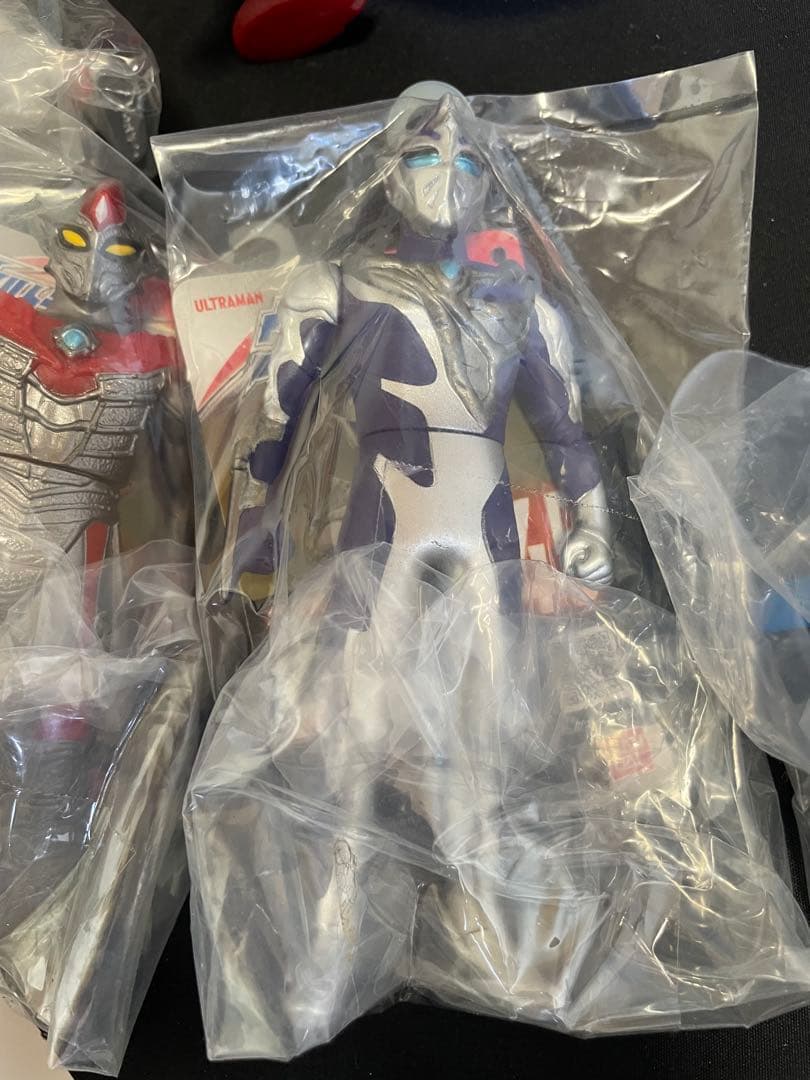 ウルトラヒーロー怪獣シリーズ　ソフビ　２4体　まとめ　タグ付　ティガ