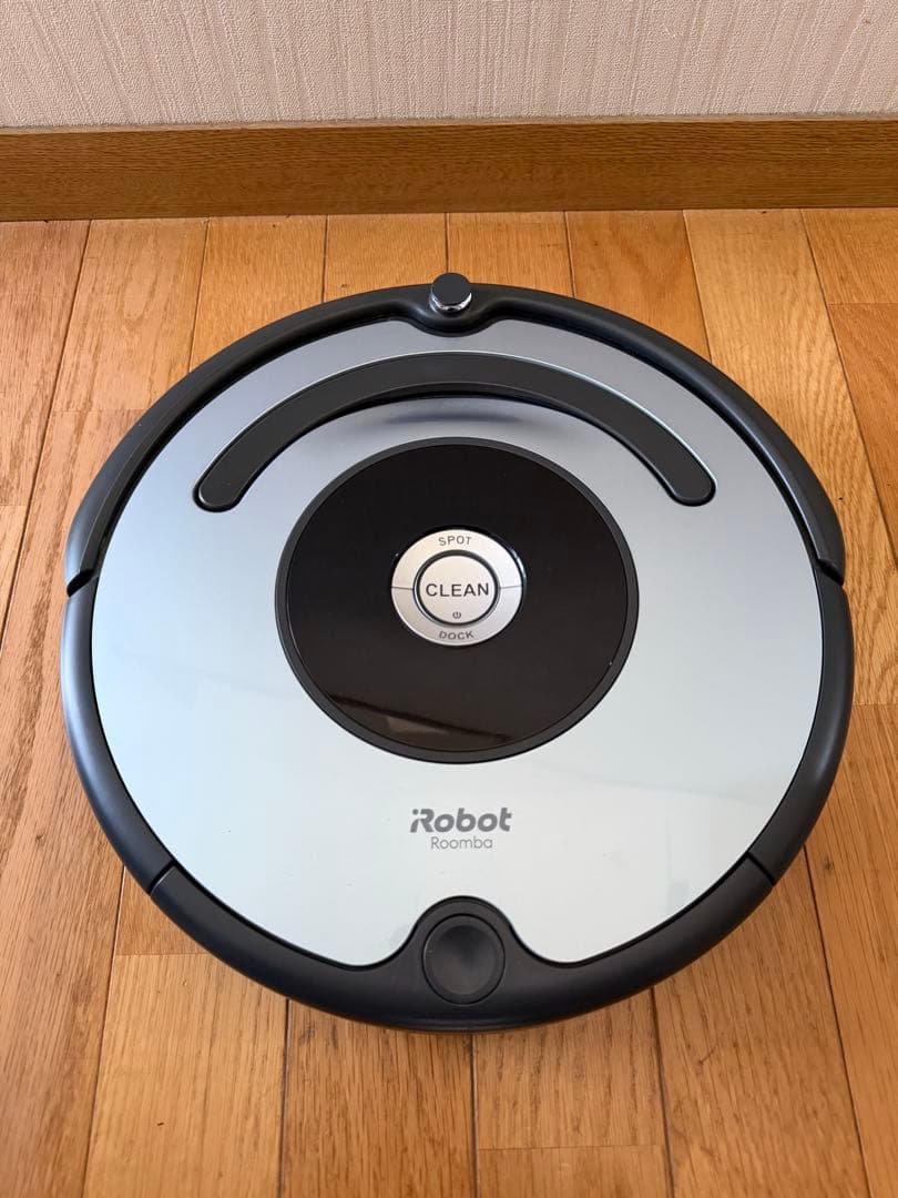 iRobot Roomba 641 本体