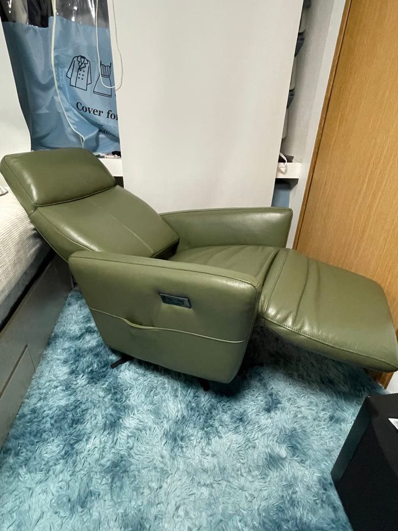 大塚家具TVCHRS-B5035総革電動リクライニングチェア【ワタリジャパン製】