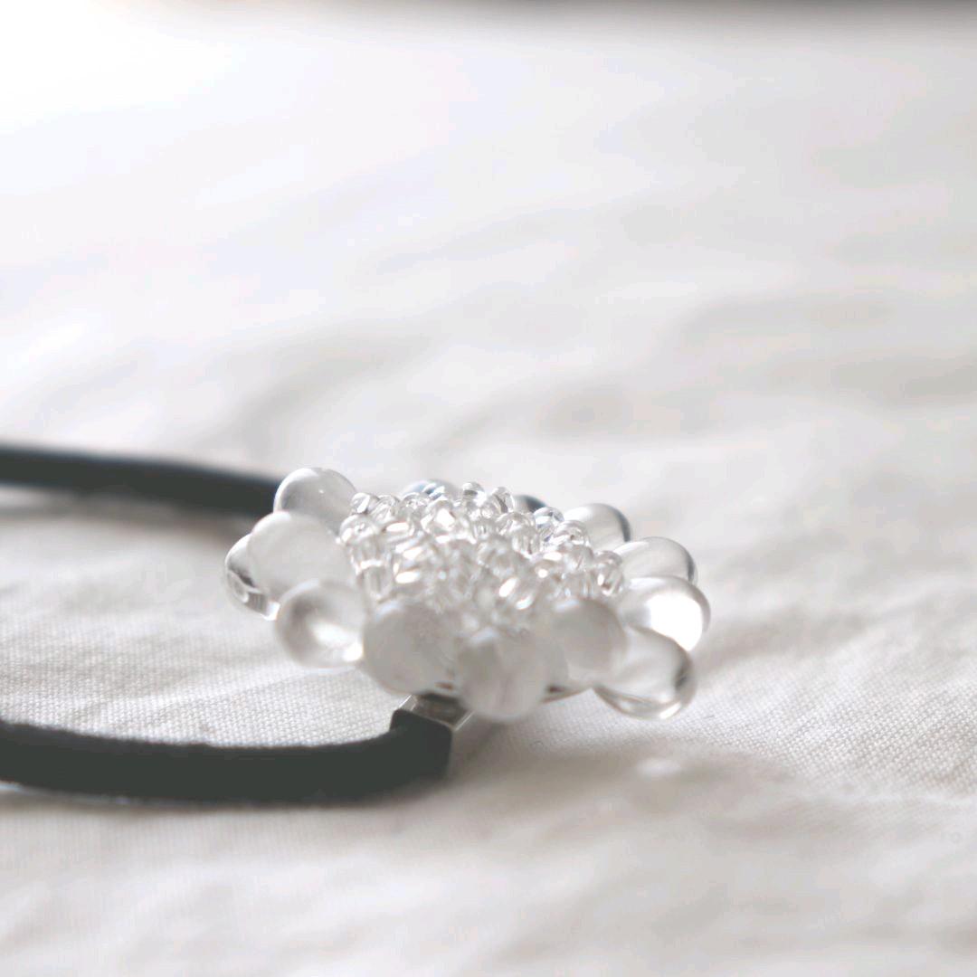 ガラスのひまわりのヘアゴム